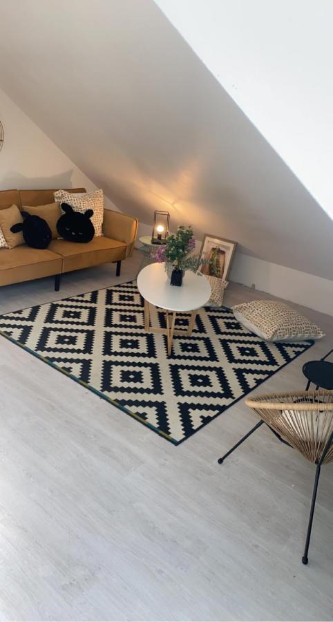Logement Convivial, Charmant Et Spacieux Saint-Marcel  Εξωτερικό φωτογραφία