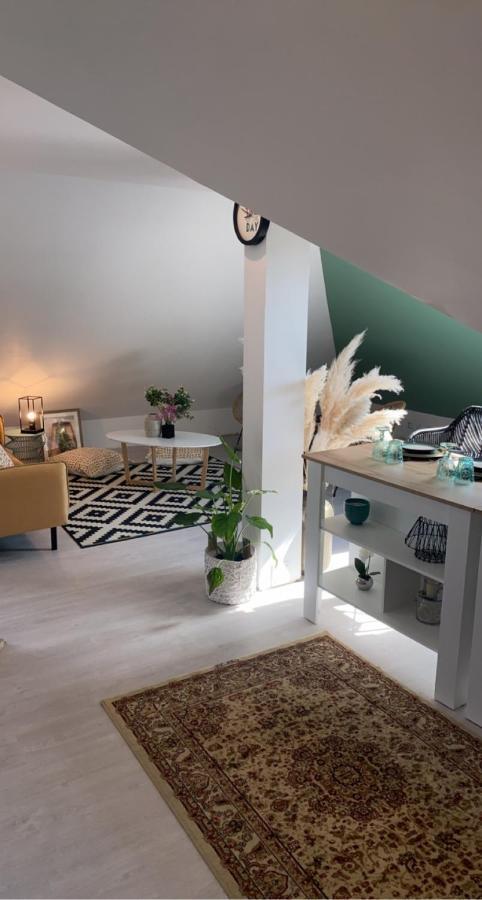 Logement Convivial, Charmant Et Spacieux Saint-Marcel  Εξωτερικό φωτογραφία